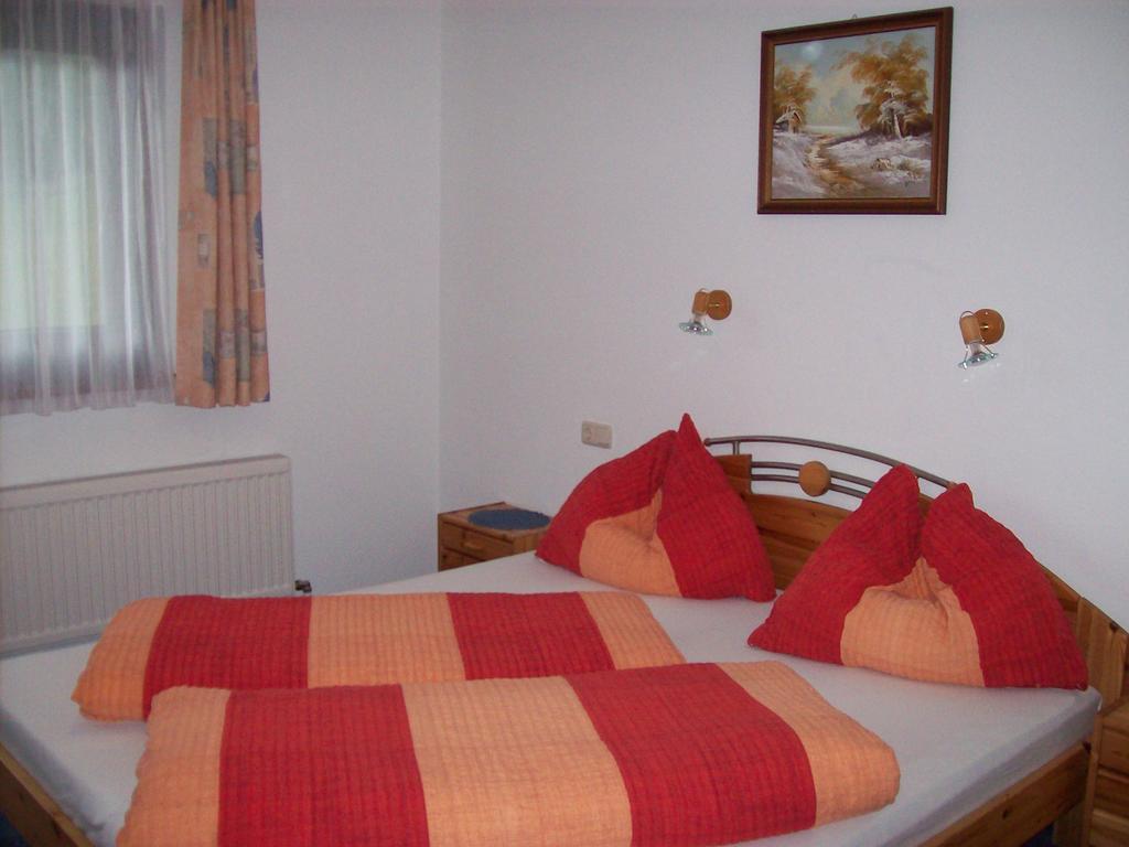 Appartements Romantica Längenfeld Zimmer foto